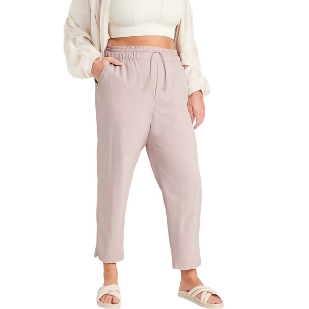 Old Navy High Waisted Stretchtech Cropped Taper Pants In Icelandic Mineral M
